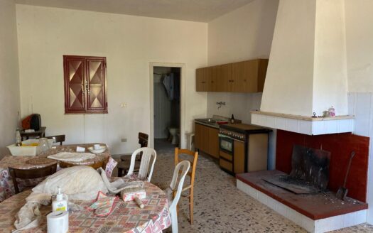 LA CASA DEI TRE ARCHI