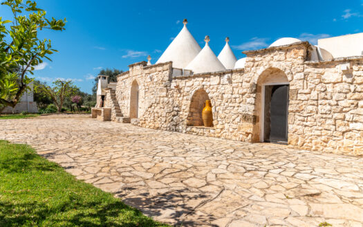 TRULLO BIANCO
